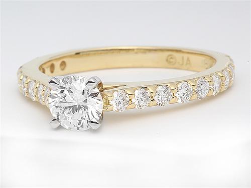 Gold 0.45 Round cut Diamond Rings