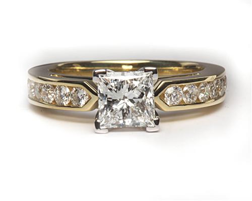 Gold 1.01 Princess cut Princess Cut Engagement Rings With Side Stones