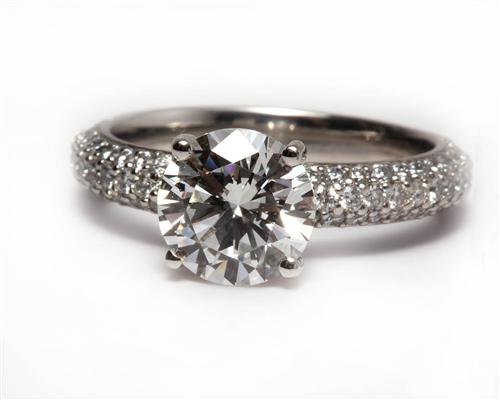 Platinum 1.91 Round cut Pave Ring Setting