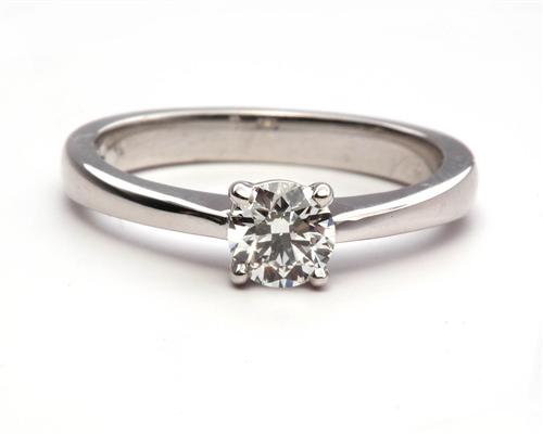 White Gold 0.45 Round cut Solitaire Ring Mountings