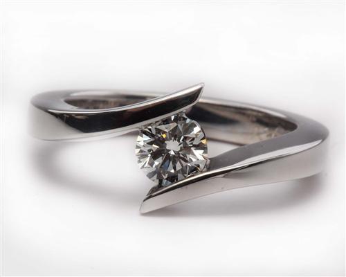 White Gold 0.43 Round cut Round Solitaire Ring
