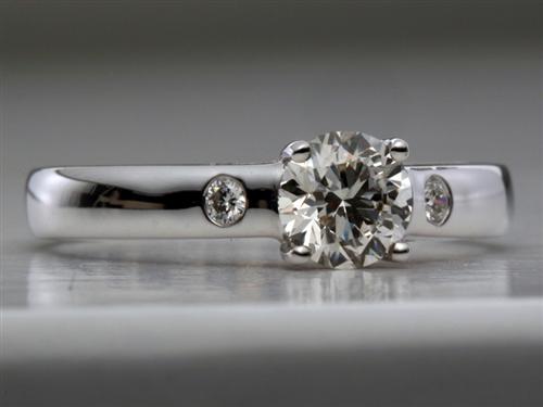 White Gold 0.81 Round cut Solitaire Engagement Ring