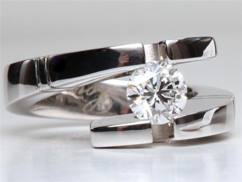 White Gold 0.74 Round cut Diamond Tension Rings