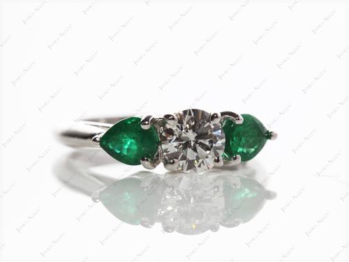 White Gold 0.52 Round cut Gemstone Ring