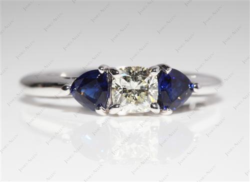 White Gold 0.52 Cushion cut Gemstones Ring